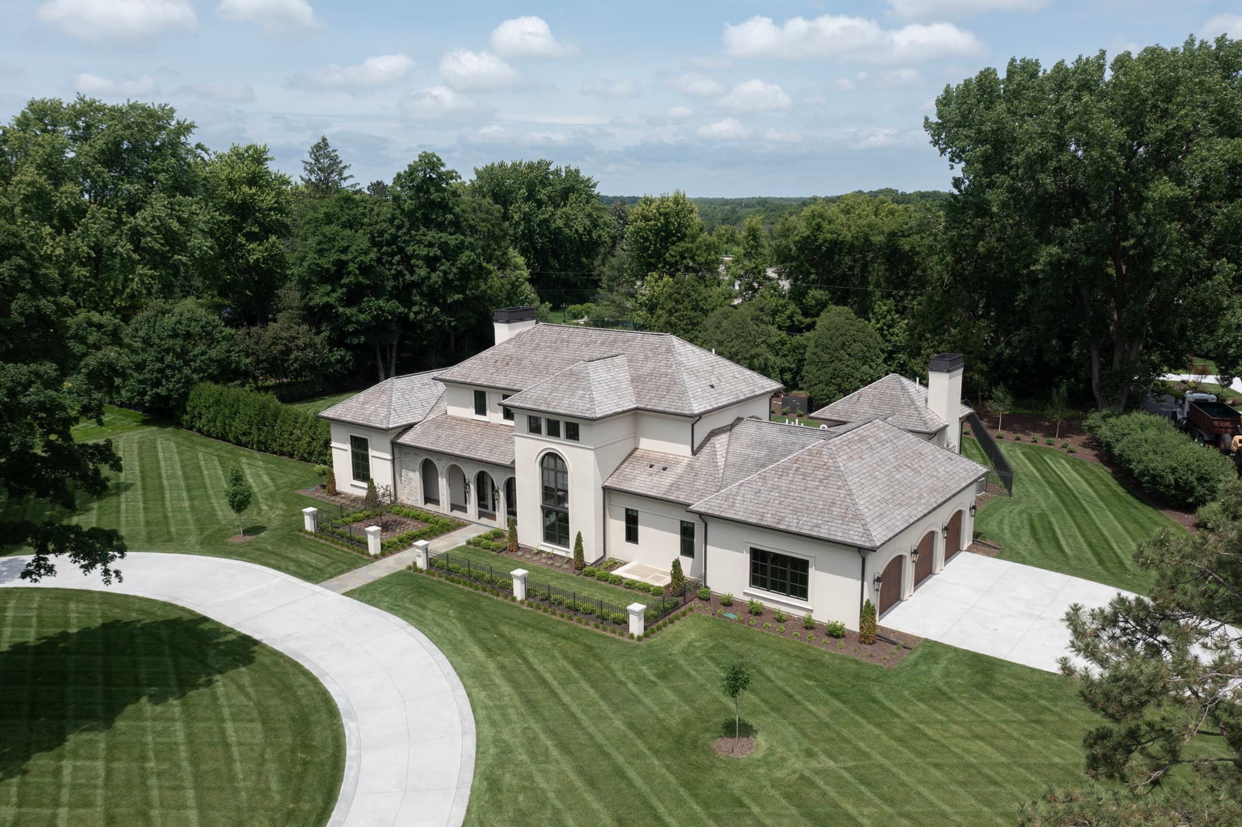 Aerial view of Highcroft's entry arcade and arched stair window