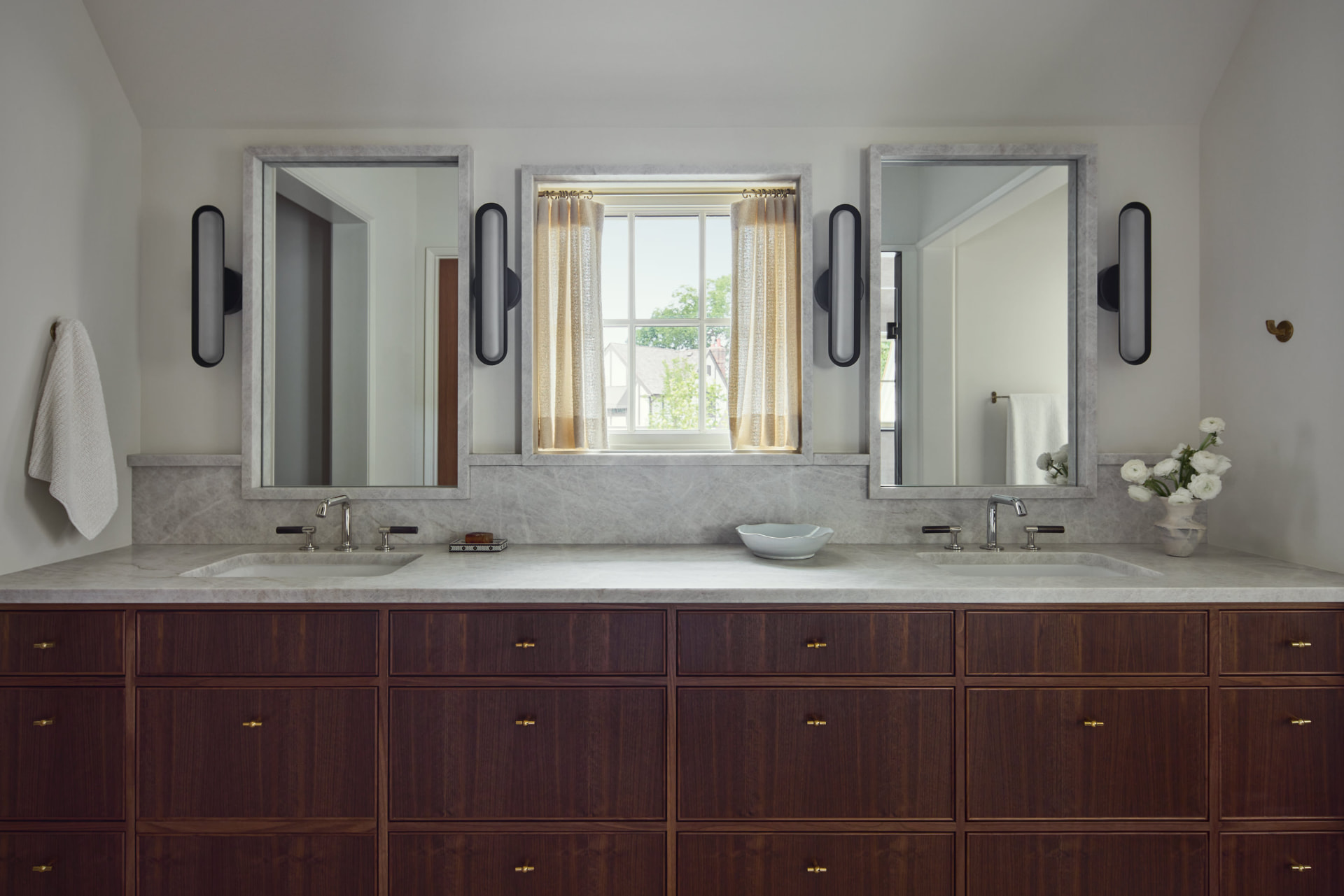 Waters Edge double vanity with marble surround