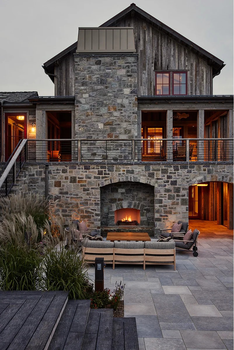 Custom timber-retreat Home