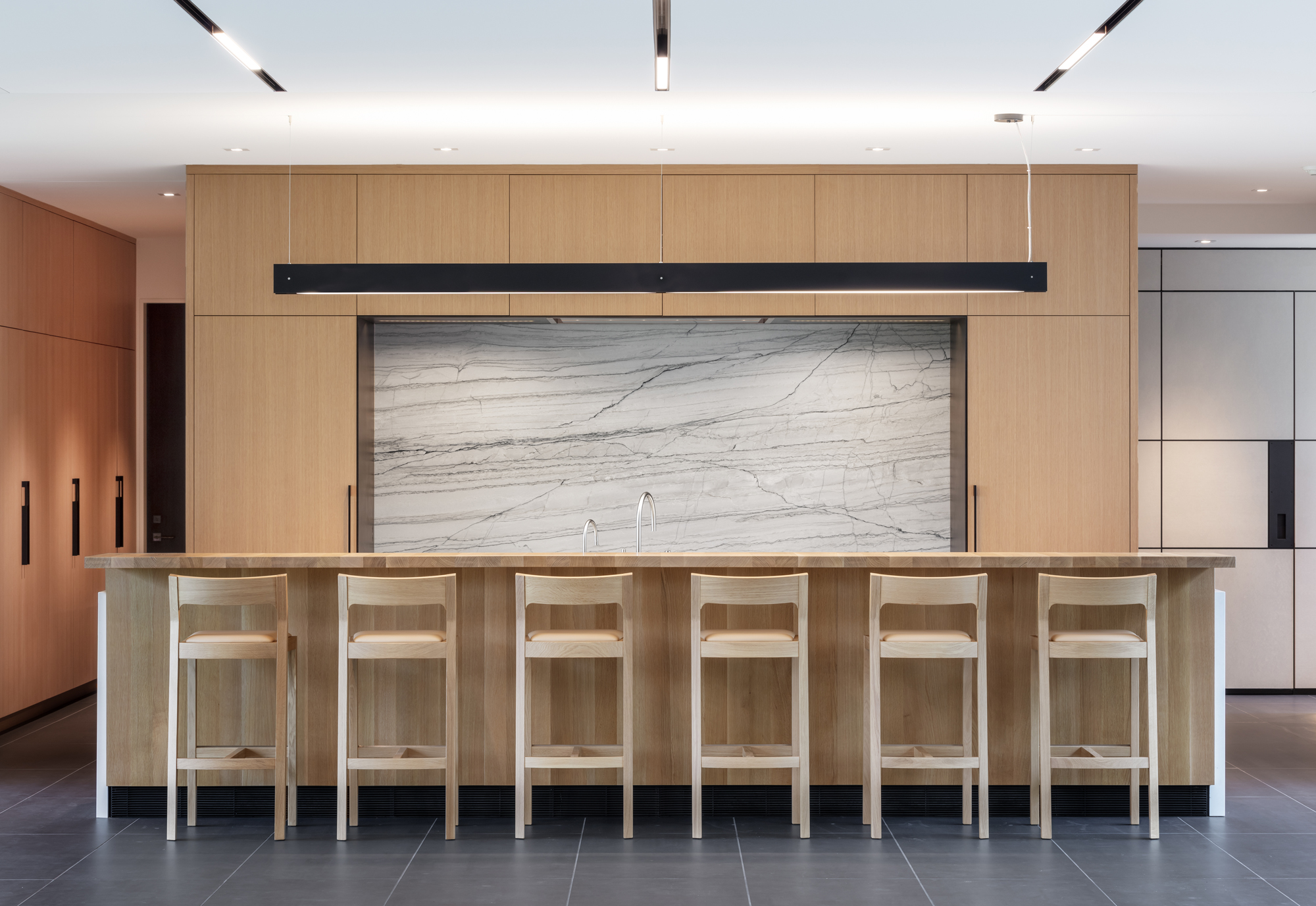 Bayside kitchen island and custom cabinetry